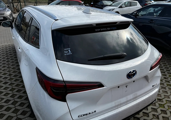Toyota Corolla cena 139999 przebieg: 7, rok produkcji 2024 z Brzozów małe 92
